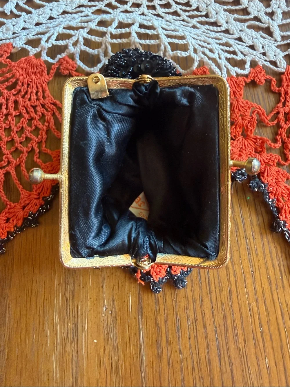 Vintage 1960s JEM Black Beaded Sequin Kiss Lock Coin Purse